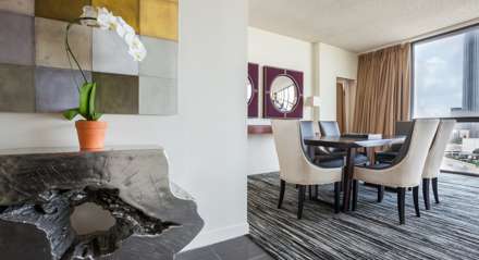 Hotel Derek_Room Image_Table