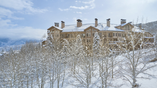 drsnowmass_accommodations_wrp_exterior_winter1