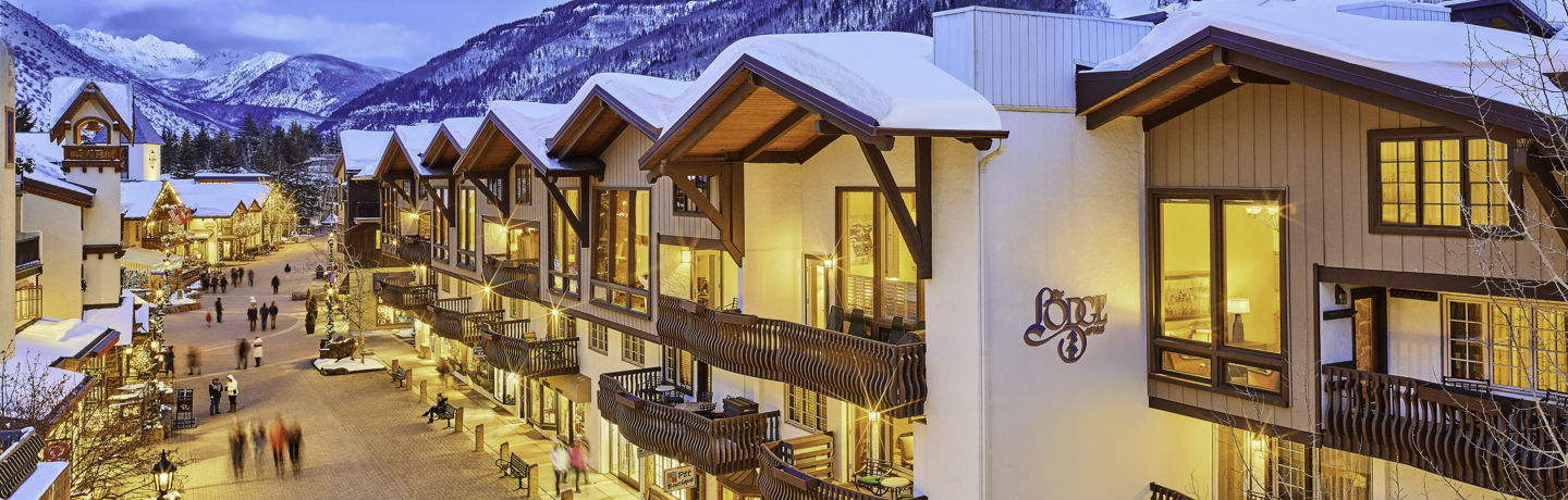 <b>Lodge exterior in Vail, CO.</b>