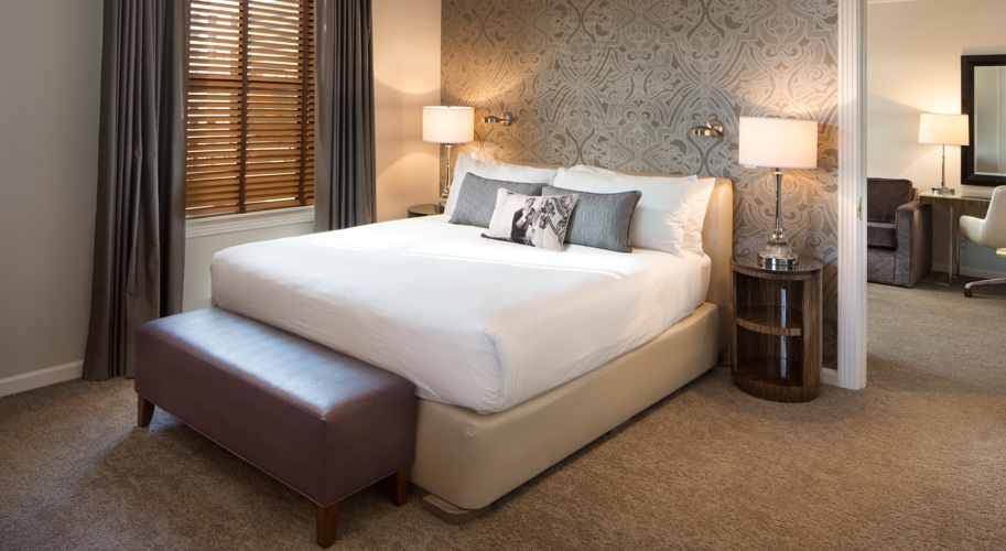 Hotel De Anza_Guest Room_Parlor Suite Bedroom