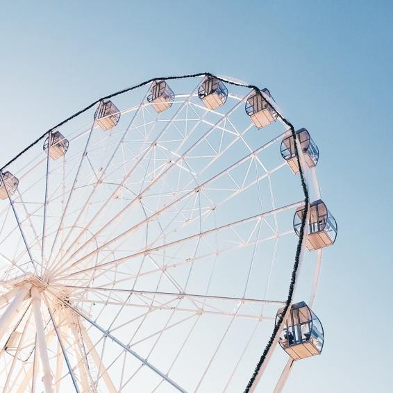 amusement-park-fairground-ferris-wheel-1968177