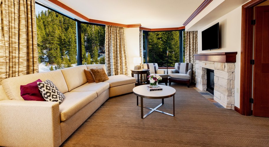 Resort At Squaw Creek Suite With Fireplace