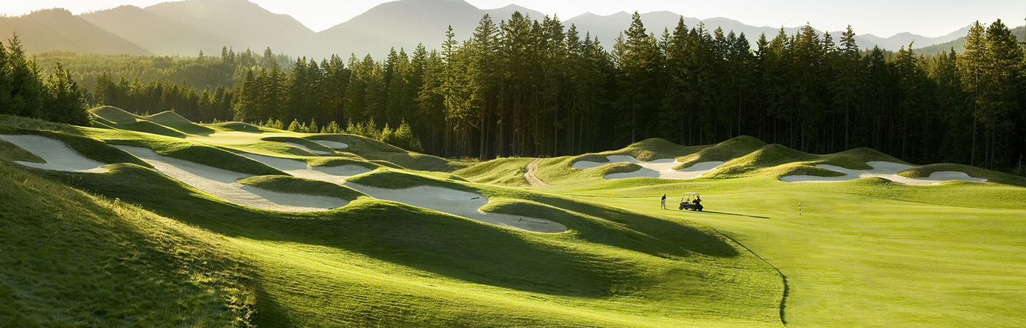 overhead view of golfers on suncadia golf course 