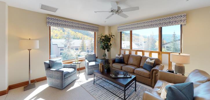Liftside Condo Living Room With Mountain View2